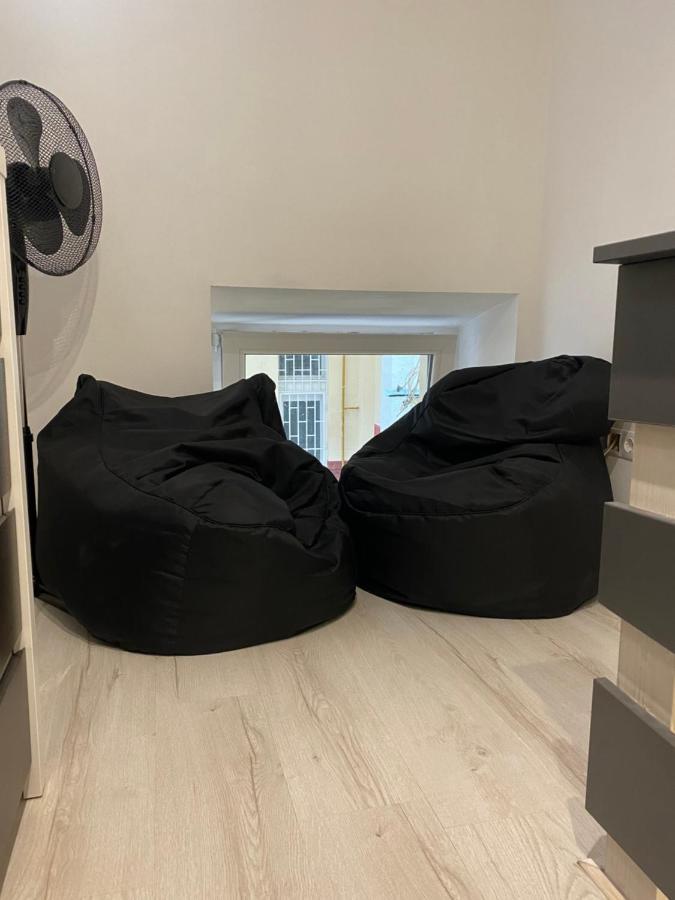 Downtown Mini Apartment بودابست المظهر الخارجي الصورة